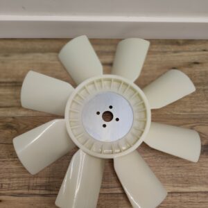 SKX082195 Wentylator Komatsu WB93, silnik Yanmar S4D106-1FA