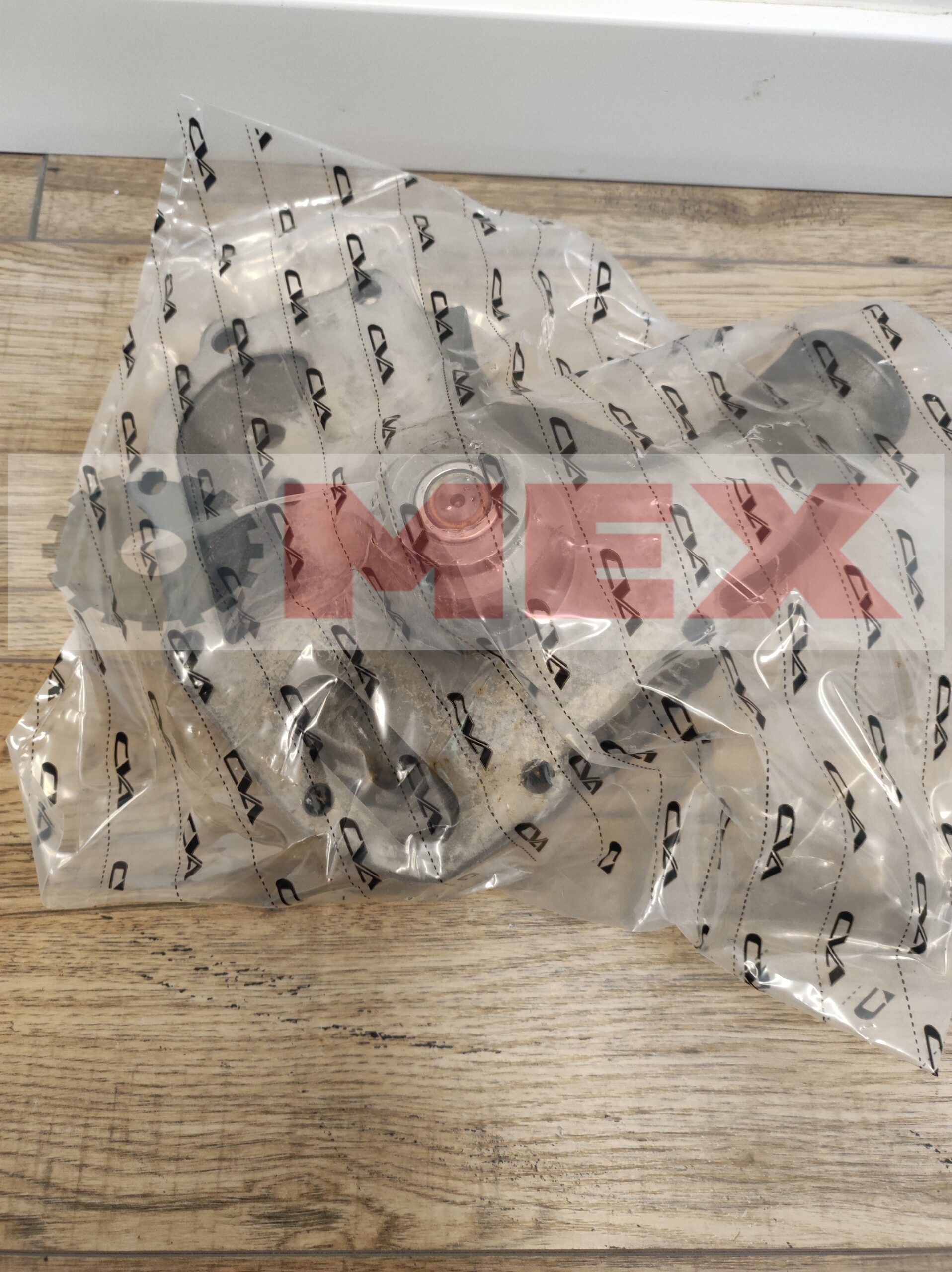 2258016/3079843 Pompa wody CAT 428E