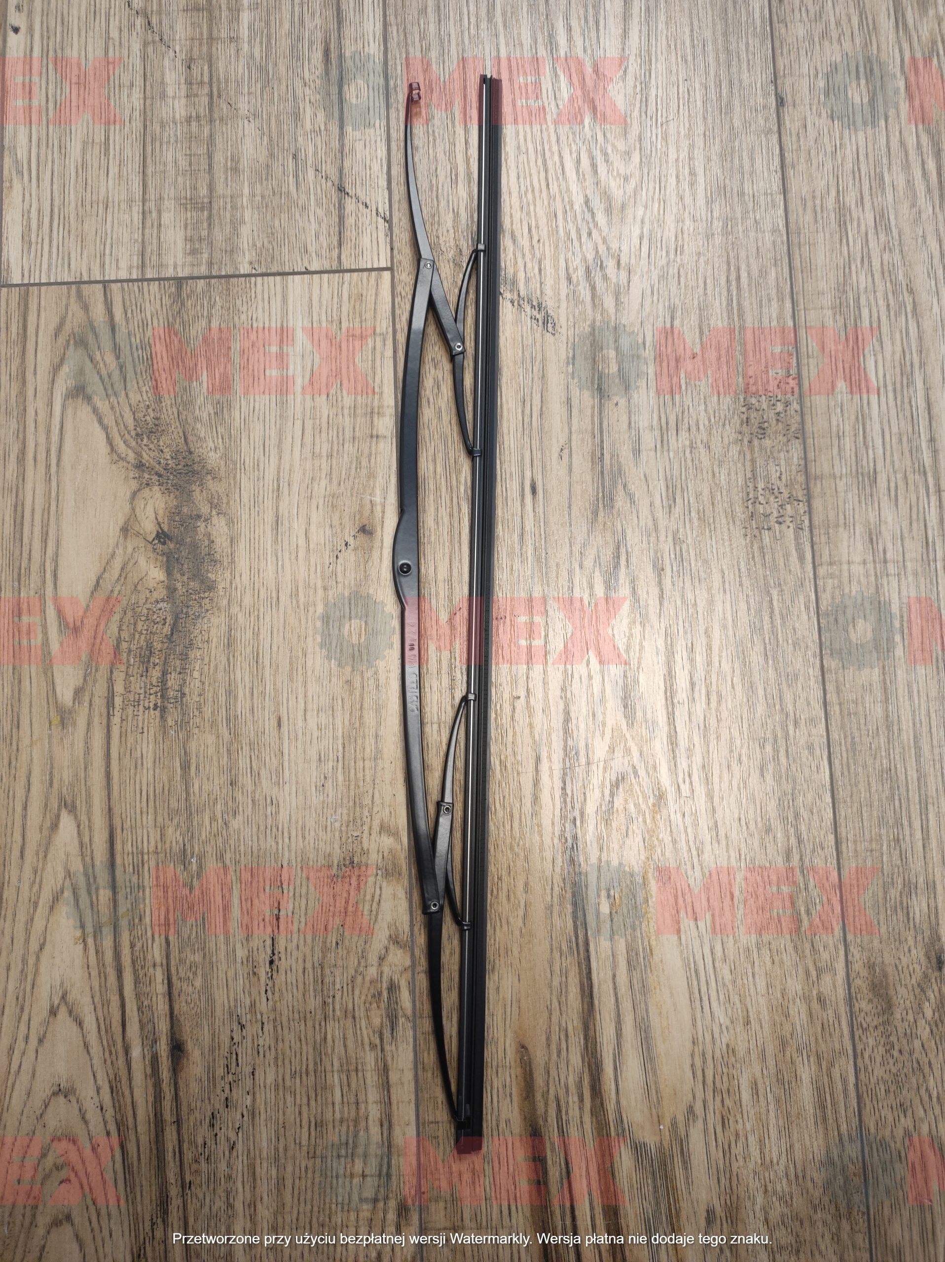 1000066255 Pióro wycieraczki Neuson 1503